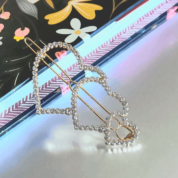 2/$21 *New* 2 Piece Heart Hair Ladies Accessory Set - Picture 8 of 13